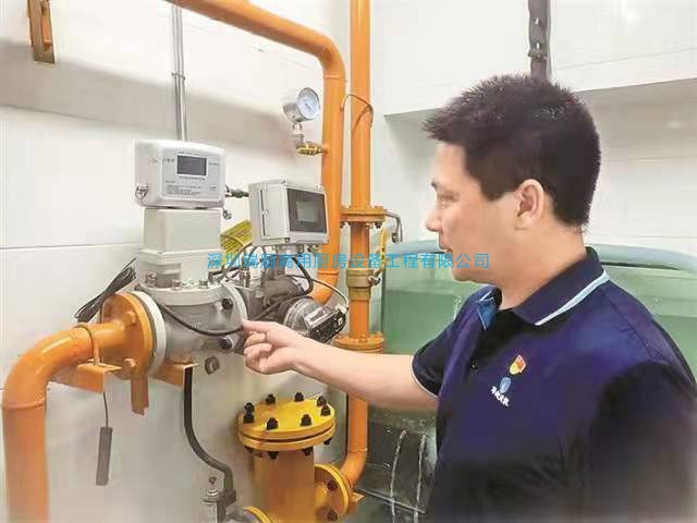 燃?xì)夤艿郎系臓t具接駁應(yīng)“一對(duì)一”，不能“一分二”